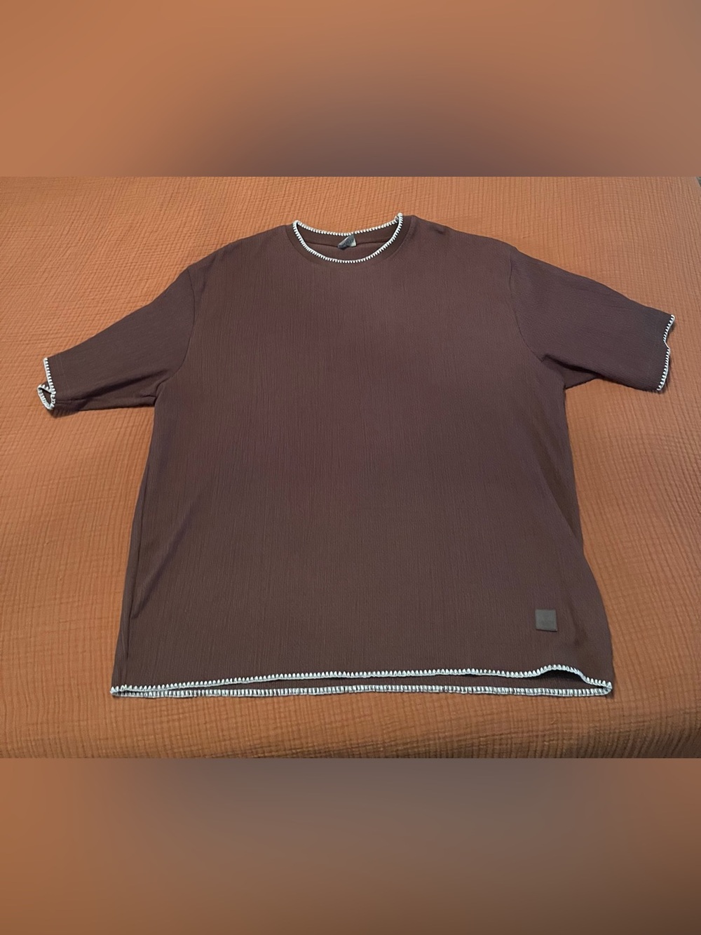 Men's Brown Crewneck Short Sleeve Shirt